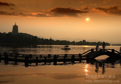 寶石流霞_寶石流霞旅游活動(dòng)策劃咨詢(xún)-杭州伍方會(huì)議服務(wù)有限公司